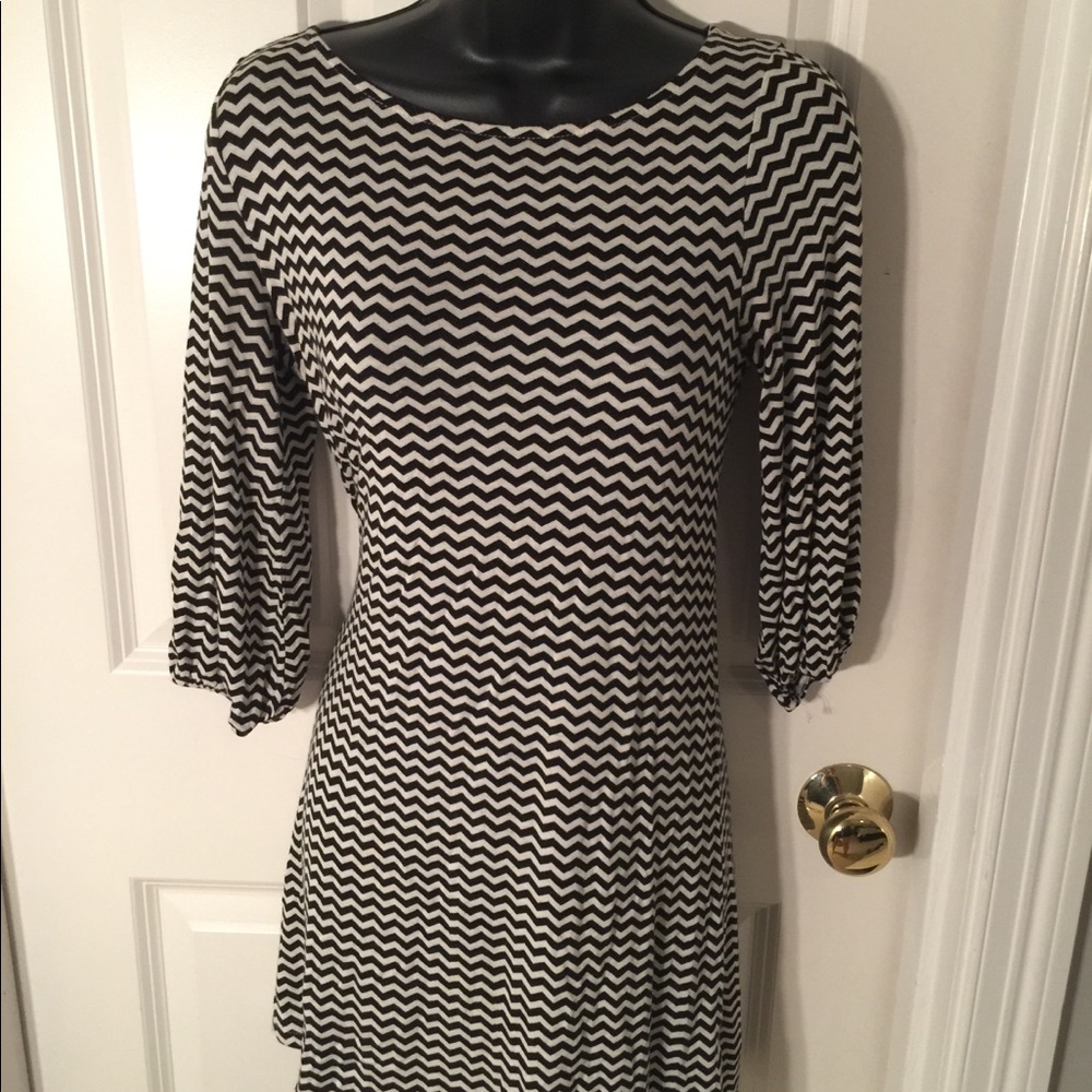 Black and white boutique shift dress